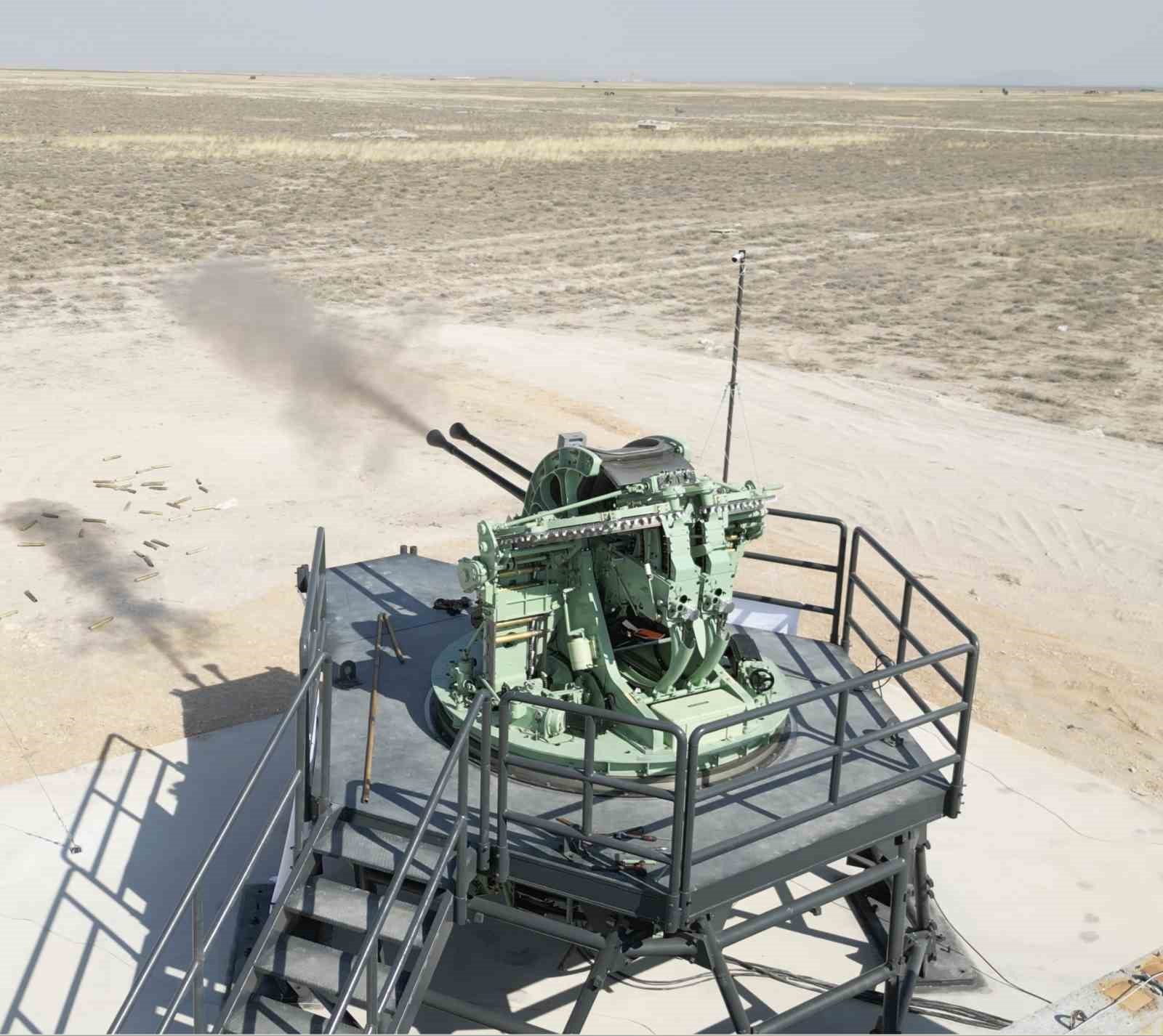 Türkiye’nin yerli ve milli topu Thunderbolt Konya’da şov yaptı