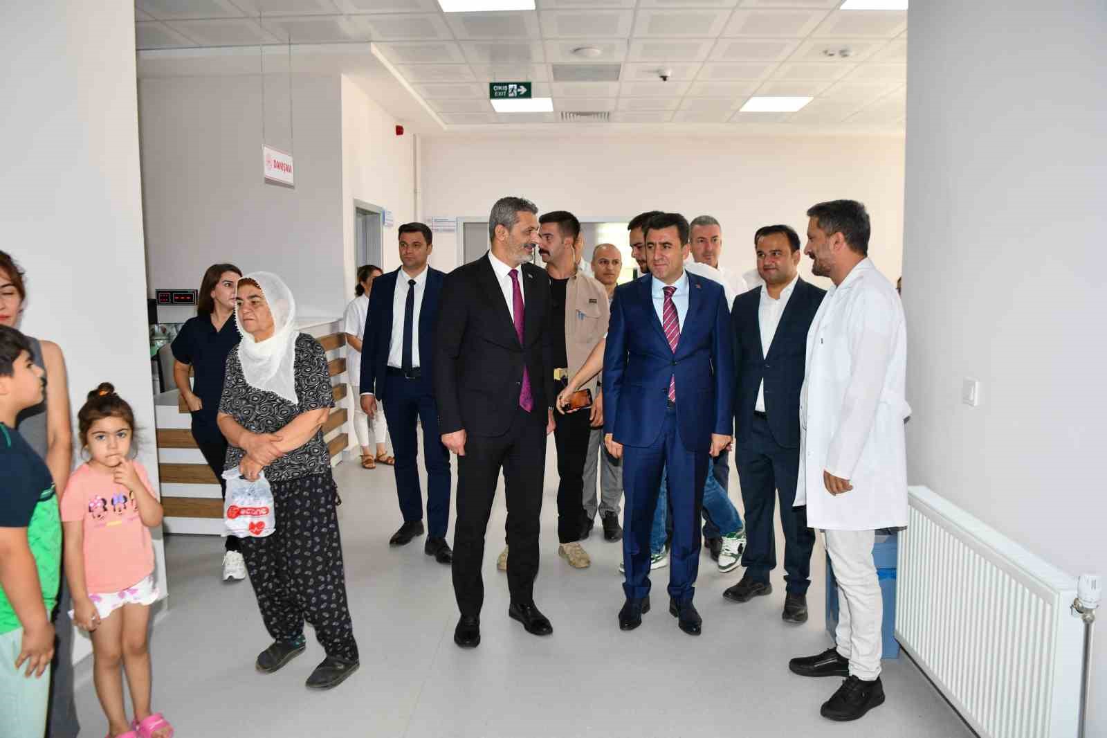 Tunceli’de yeni aile sağlığı merkezi ile acil sağlık hizmetleri istasyonu açıldı