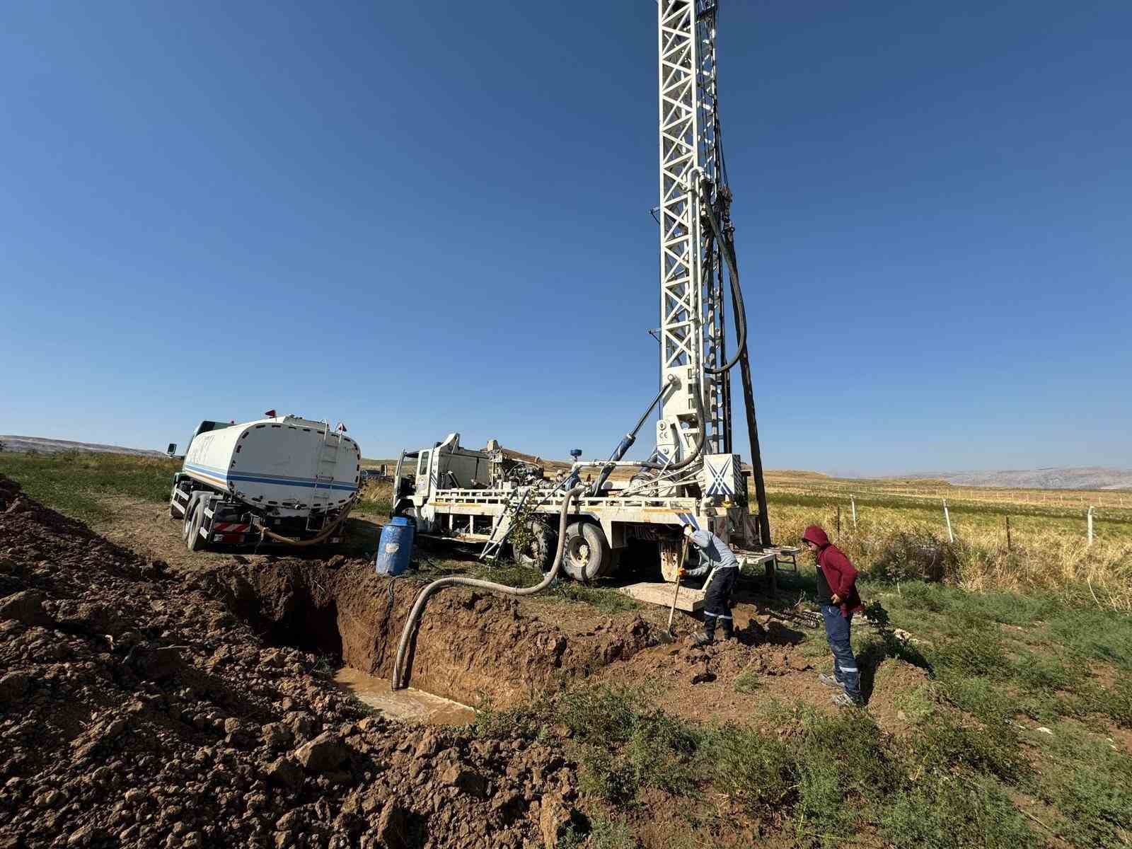 Siirt kırsalına 2 yılda 264 projeyle 250 milyon TL’lik altyapı yatırımı