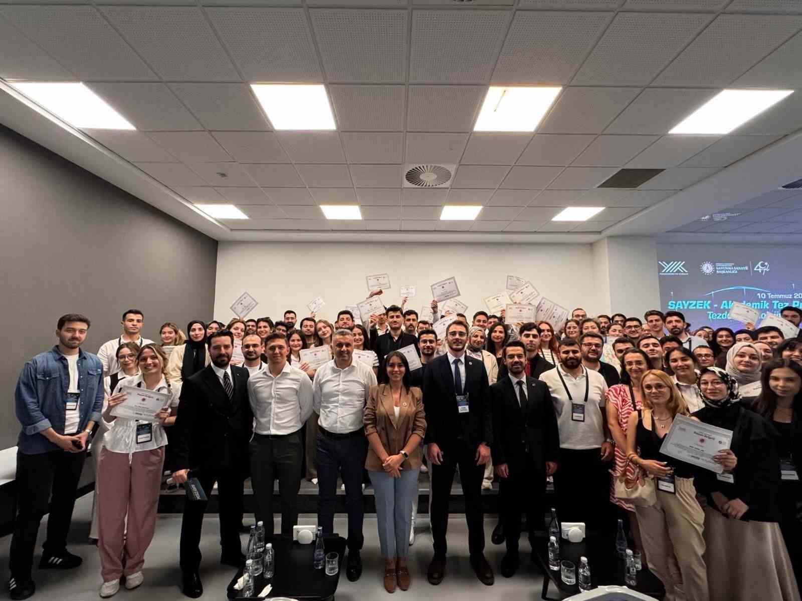 MSKÜ’lü öğrenci savunma sanayii tez programında Türkiye birincisi oldu