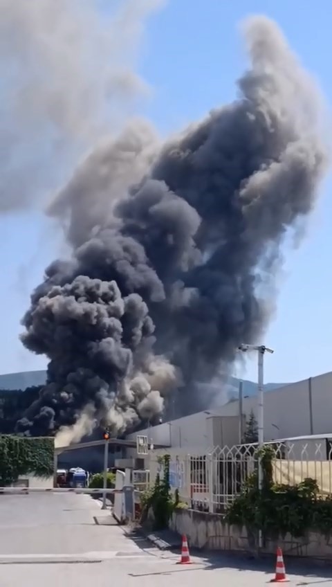 Bursa’da fabrika yangını