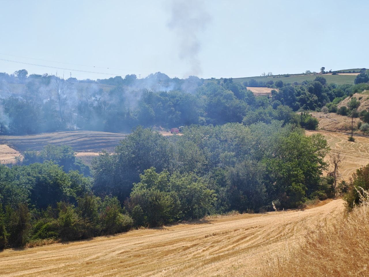 Malkara’da anız yangını 200 dönümlük arazide tahribata yol açtı