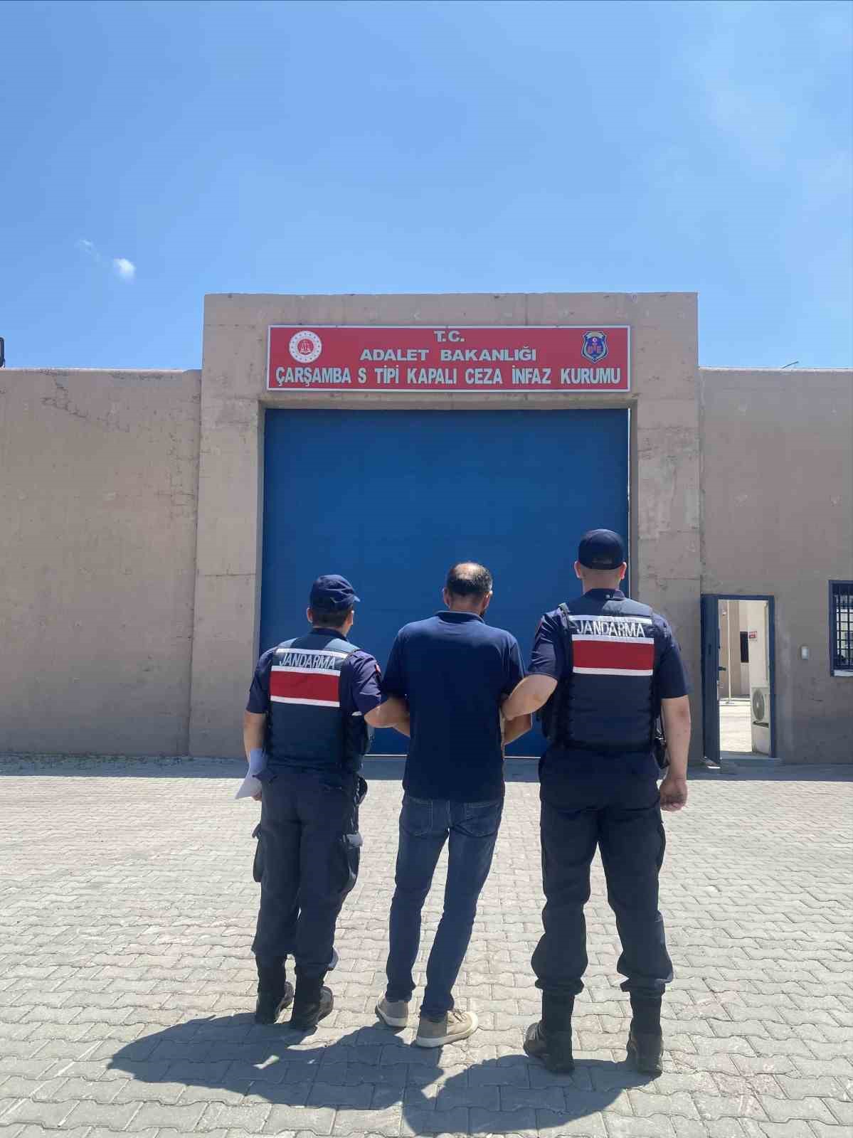 10 yıl hapis cezası ile aranan şahıs jandarma ekiplerince yakalandı