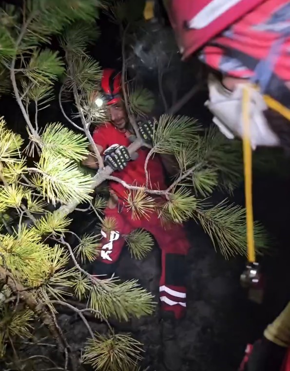 Eskişehir’de orman yangınına karadan müdahale sürüyor