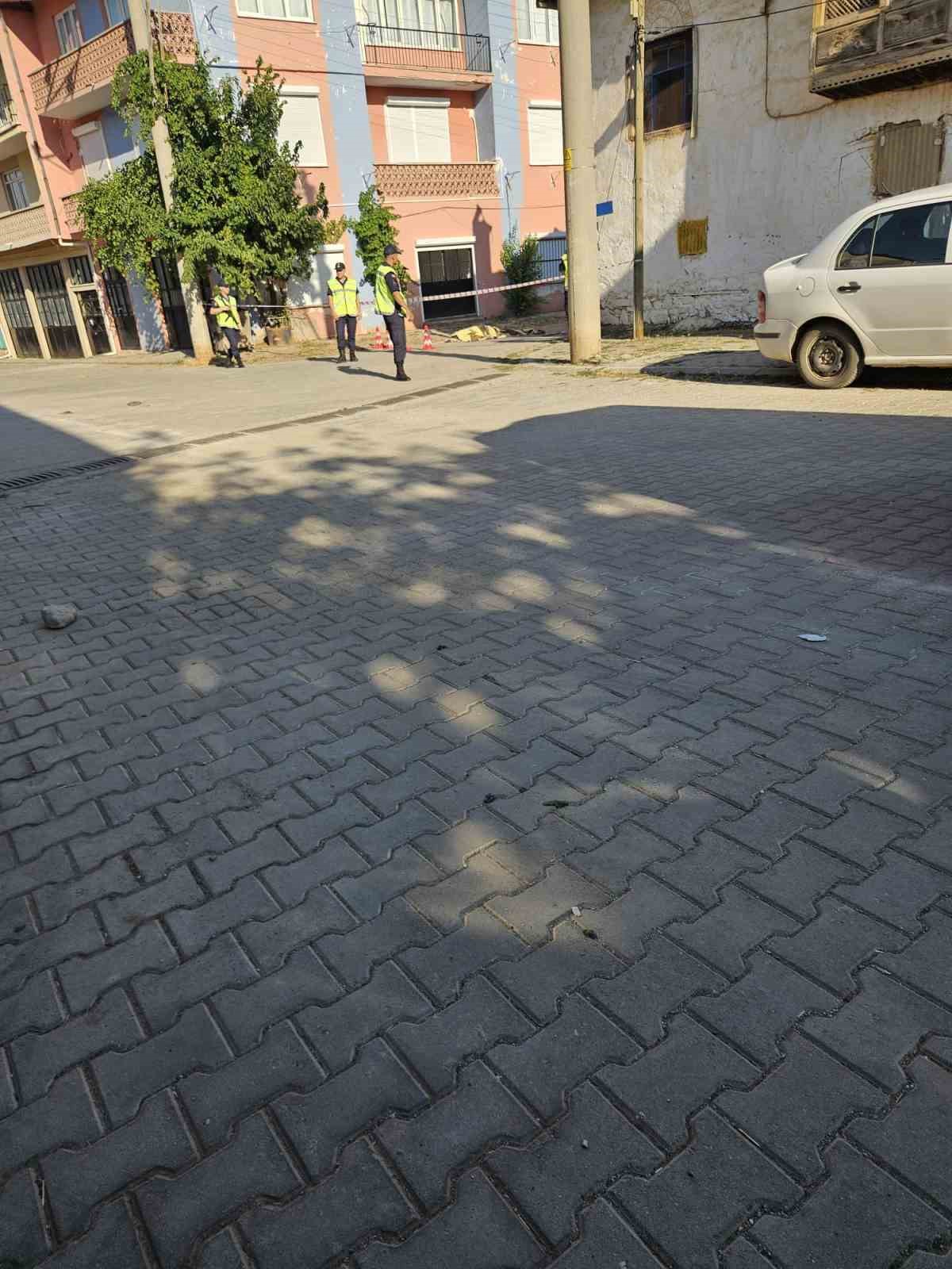 Dayı ve yeğeninin miras kavgasında kan aktı: 1 ölü, 1 ağır yaralı