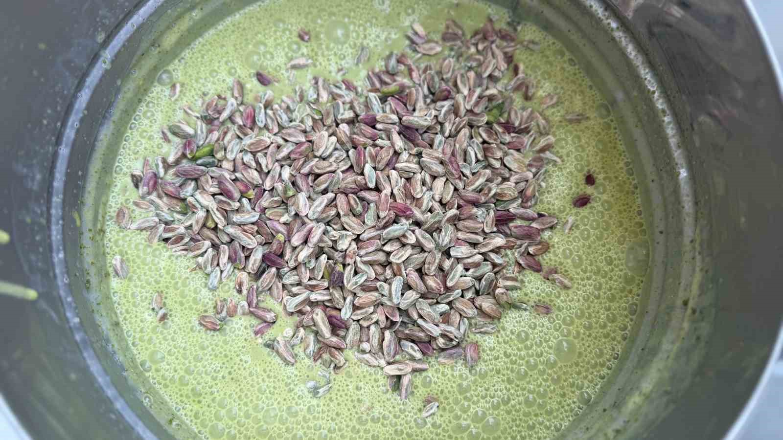 Gaziantep’e özgü Antep fıstıklı dondurmaya yoğun talep