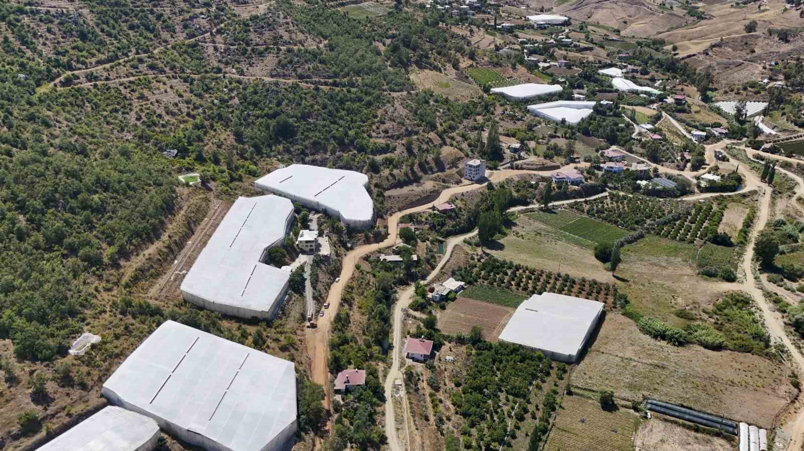 Mersin’de 8 kilometrelik kırsal yol yenilendi