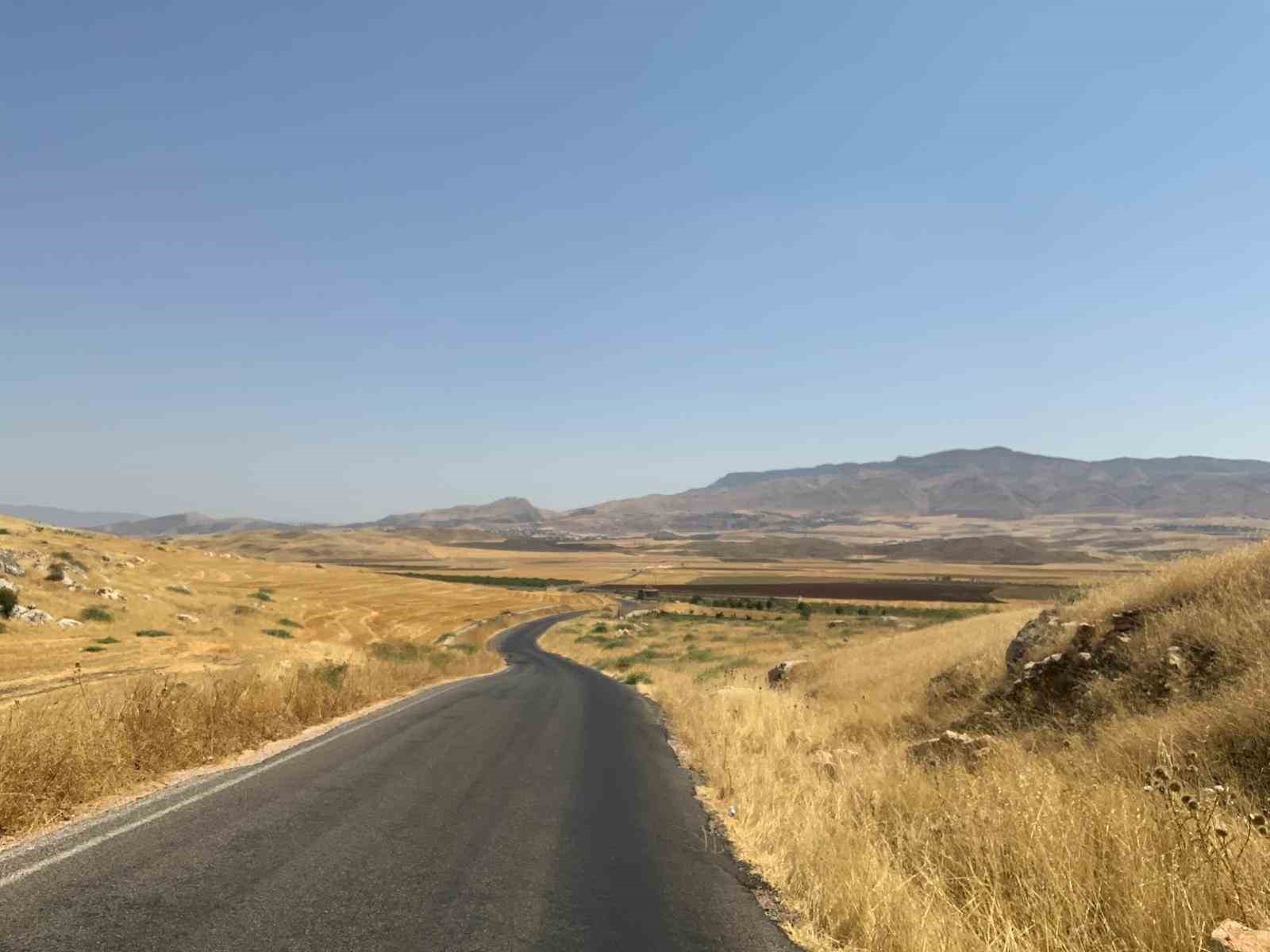 Siirt&rsquo;te kırsal ulaşım seferberliği s&uuml;r&uuml;yor
