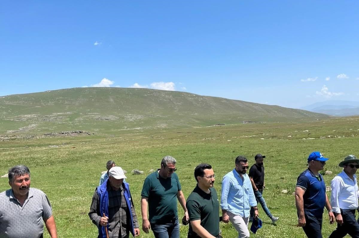 Akyaka Kaymakamı Demirtaş, yaylalarda vatandaşlarla buluştu
