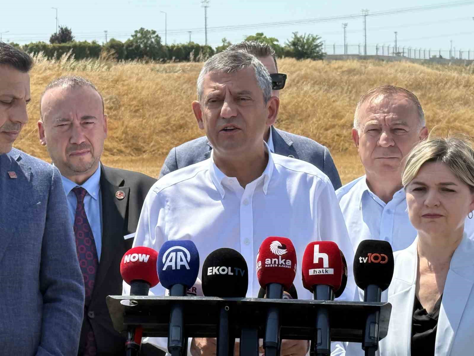 Özgür Özel’den ‘Terörsüz Türkiye Komisyonu’ yorumu
