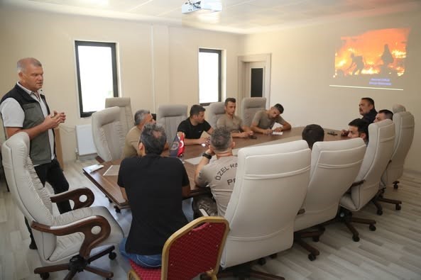 Muğla’da PÖH personeline orman yangınlarıyla mücadele eğitimi verildi