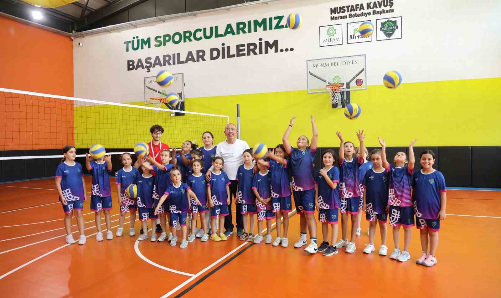 Başkan Kavuş&rsquo;tan geleceğin sporcularına hep destek tam destek
