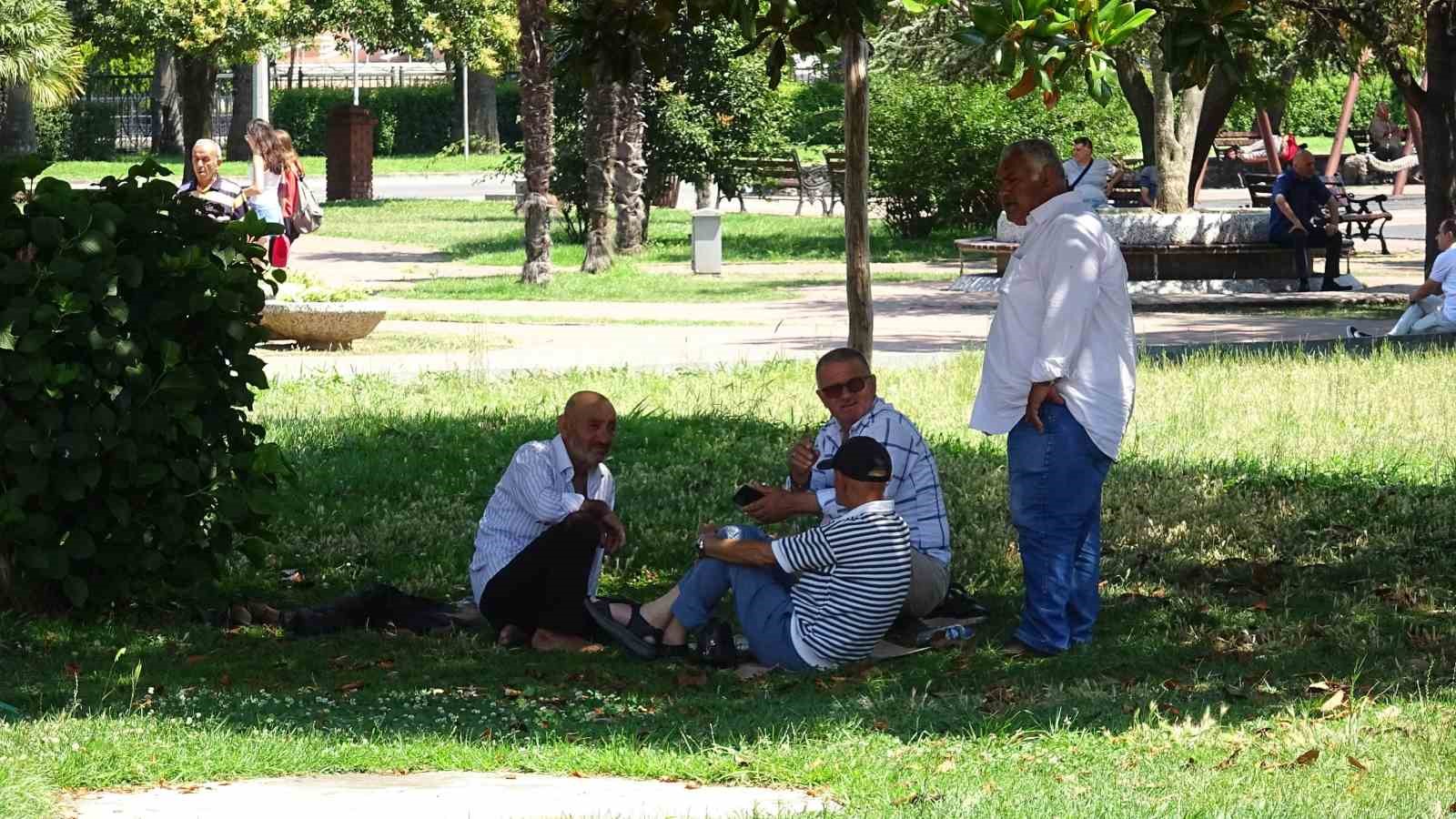 Samsun&rsquo;da sıcaklık 31 dereceyi, nem y&uuml;zde 80&rsquo;i aştı
