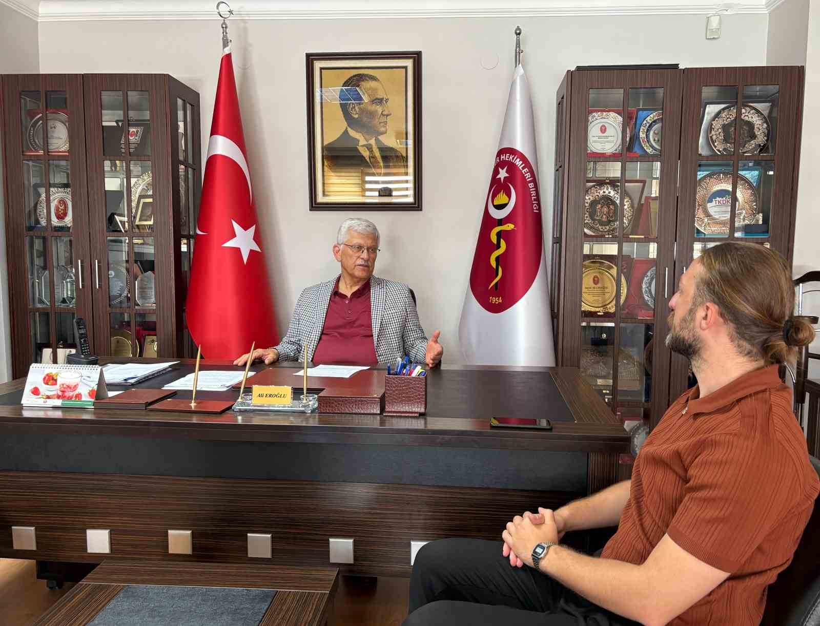 TVHB Başkanı Eroğlu: "Vicdanla yapılan bir meslek arıyorsanız, veteriner hekimlik sizleri bekliyor"
