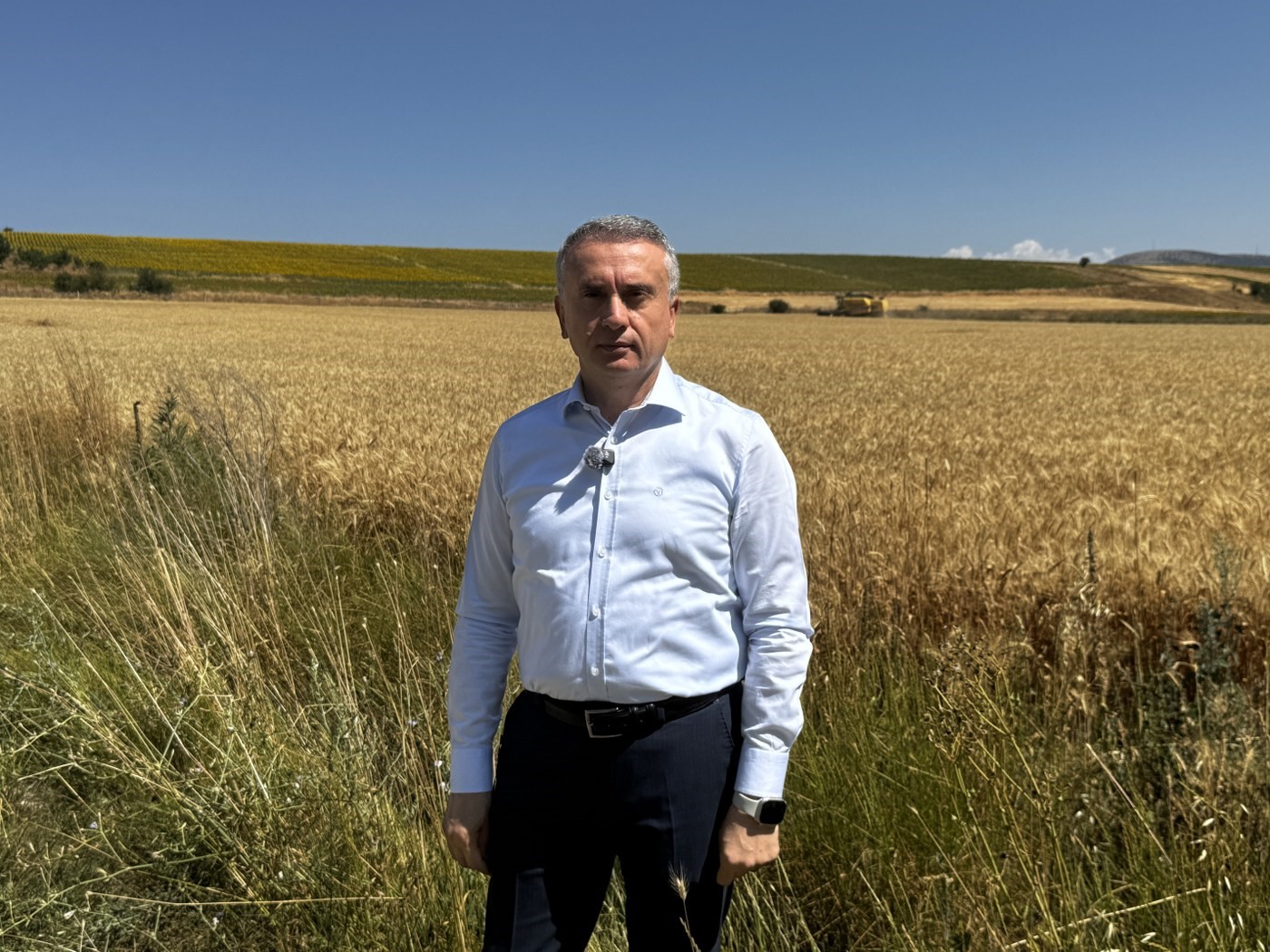 &Ccedil;orum Belediyesi&rsquo;nden 80 d&ouml;n&uuml;ml&uuml;k buğday tarlasında hasat başladı
