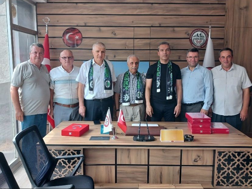 Kayakentliler Derneği&rsquo;nden sosyal dayanışmaya &ouml;rnek faaliyetler
