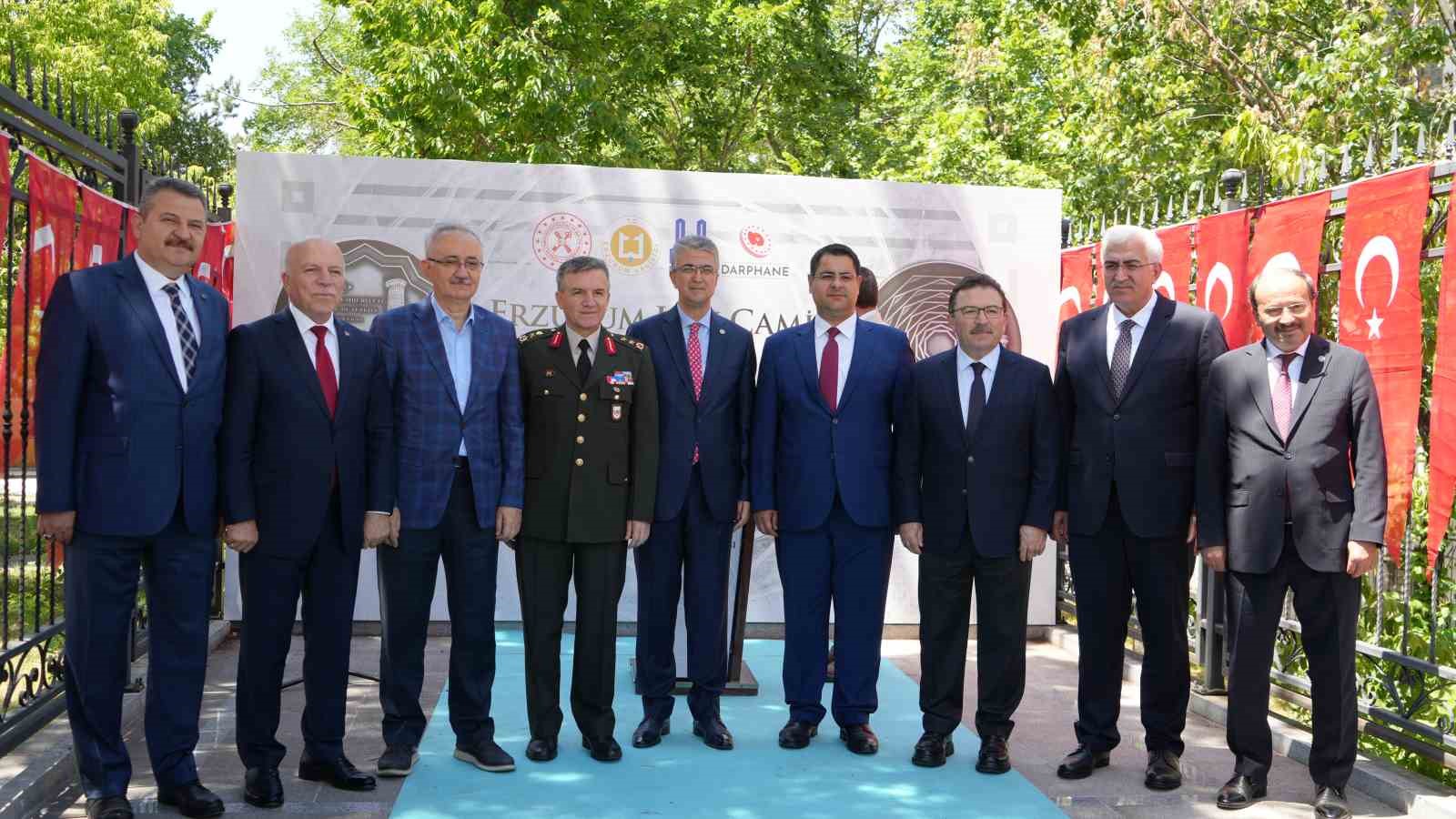 "Erzurum Ulu Camii Hatıra Parası" tedav&uuml;le &ccedil;ıktı
