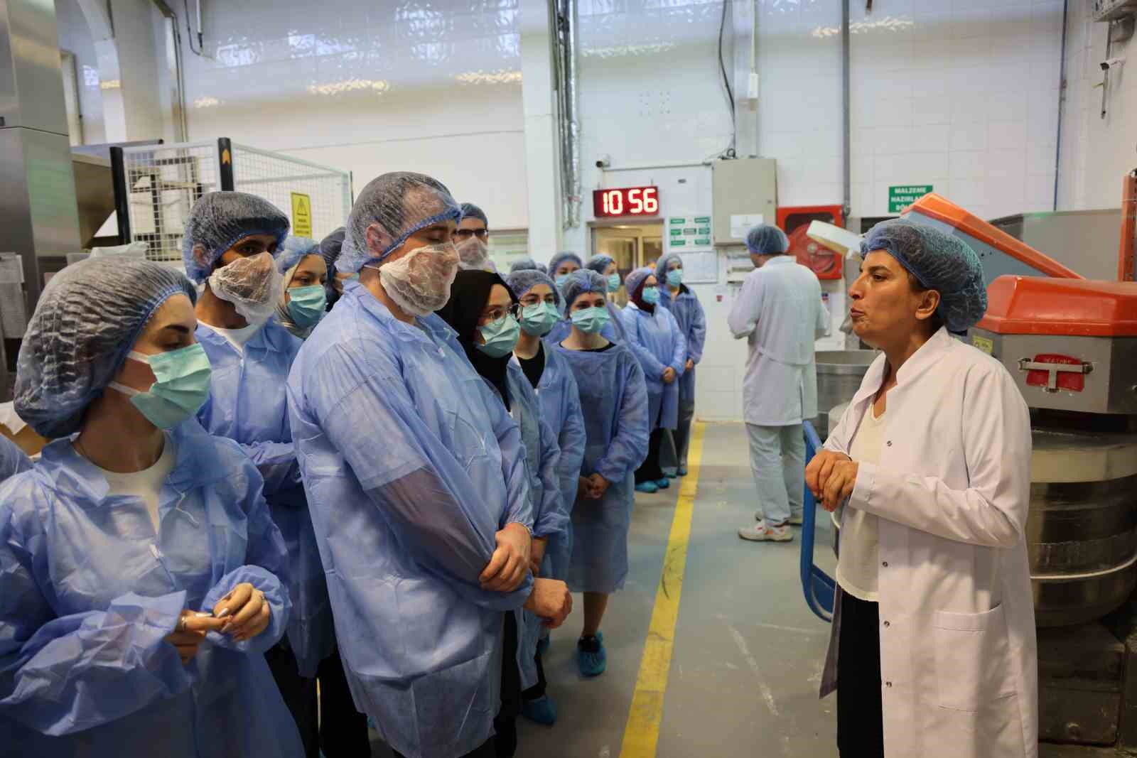 Bursalı gençlerden BESAŞ’a teknik gezi