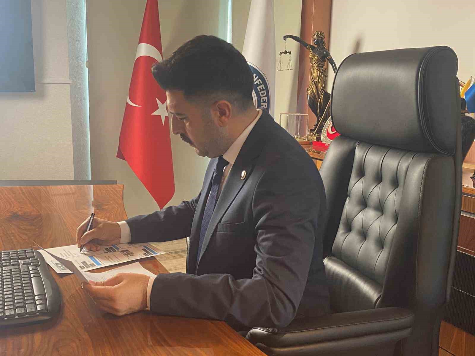 Devlet Memurları Konfederasyonu Başkanı Kaya: "Sözleşmeli personelin de yarı zamanlı çalışma hakkından yararlanması gerekiyor"