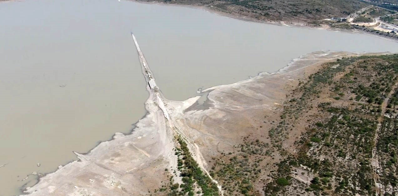 Barajlardaki düşüş Çeşme’yi vurdu
