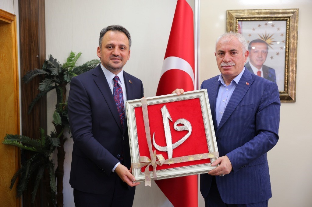 Gen&ccedil;lik ve Spor Bakan Yardımcısı Eminoğlu Bayburt&rsquo;ta
