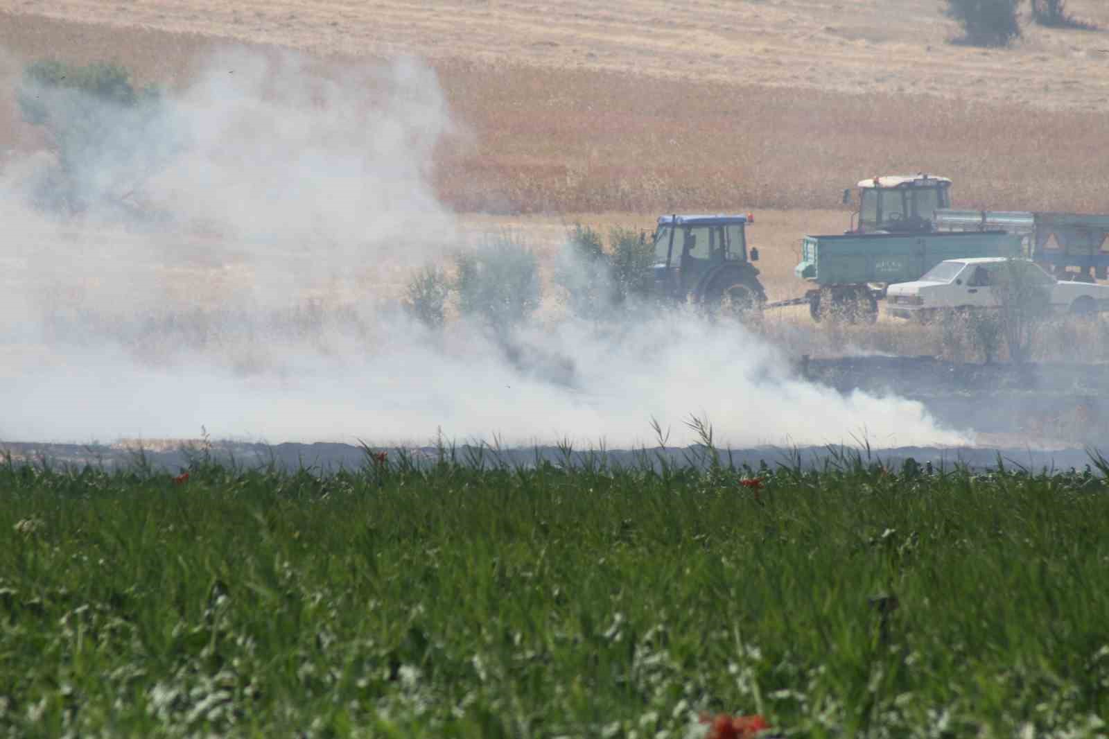 Beyşehir&rsquo;de bi&ccedil;erd&ouml;verde yangın paniği
