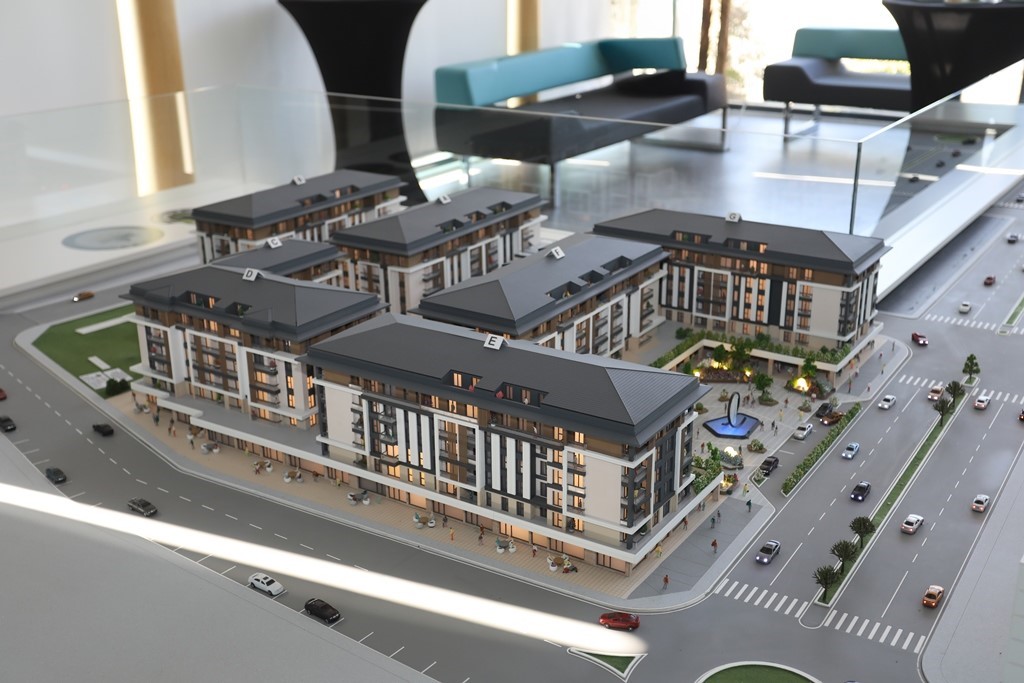 İnegöl’deki dev kentsel dönüşümün örnek dairesi görücüye çıktı