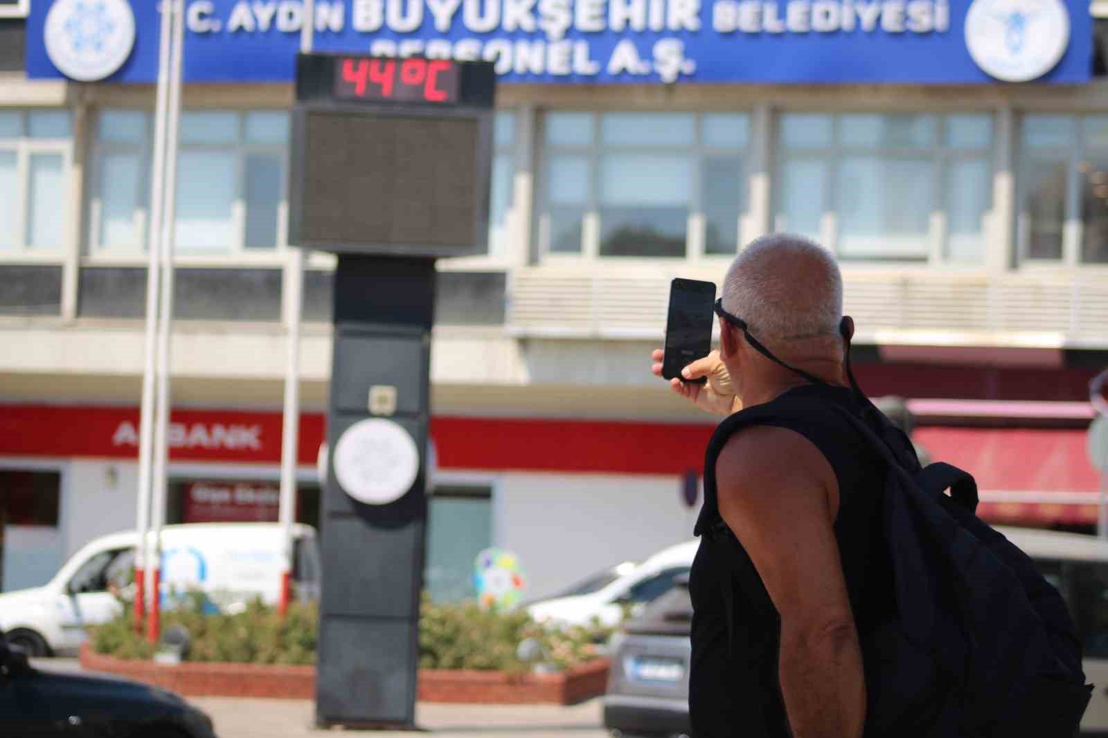 Aydın’da termometreler 44 dereceyi gördü