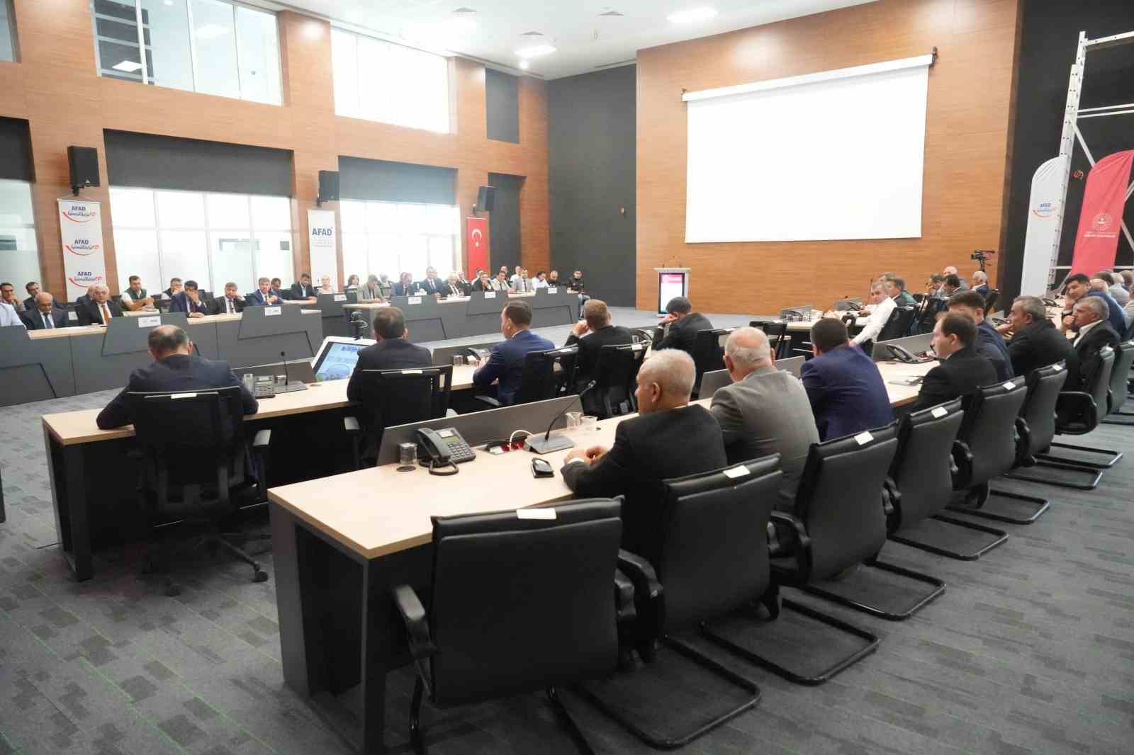 Muş’ta 2025 yılı 3. Dönem İl Koordinasyon Kurulu Toplantısı yapıldı