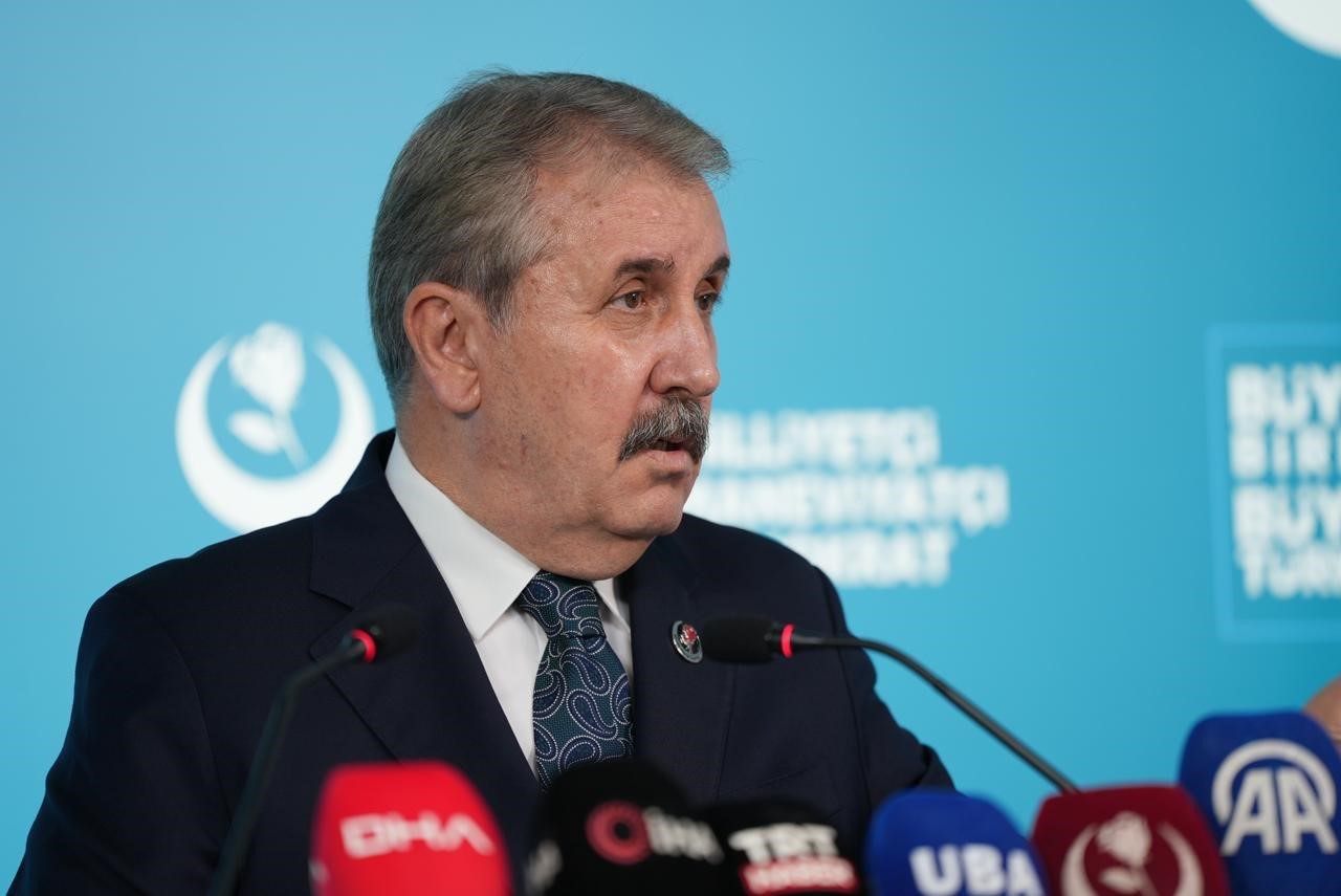 BBP Genel Başkanı Destici: "DEM de kendini feshedecek"
