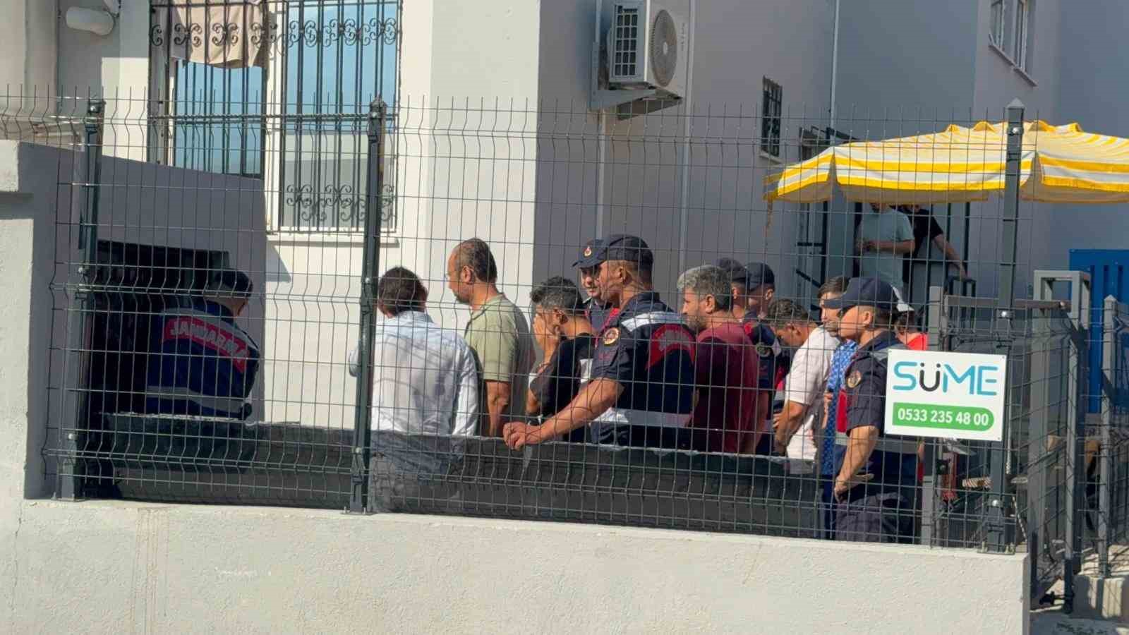 Muğla’da 57 düzensiz göçmen yakalandı, 6 organizatör tutuklandı