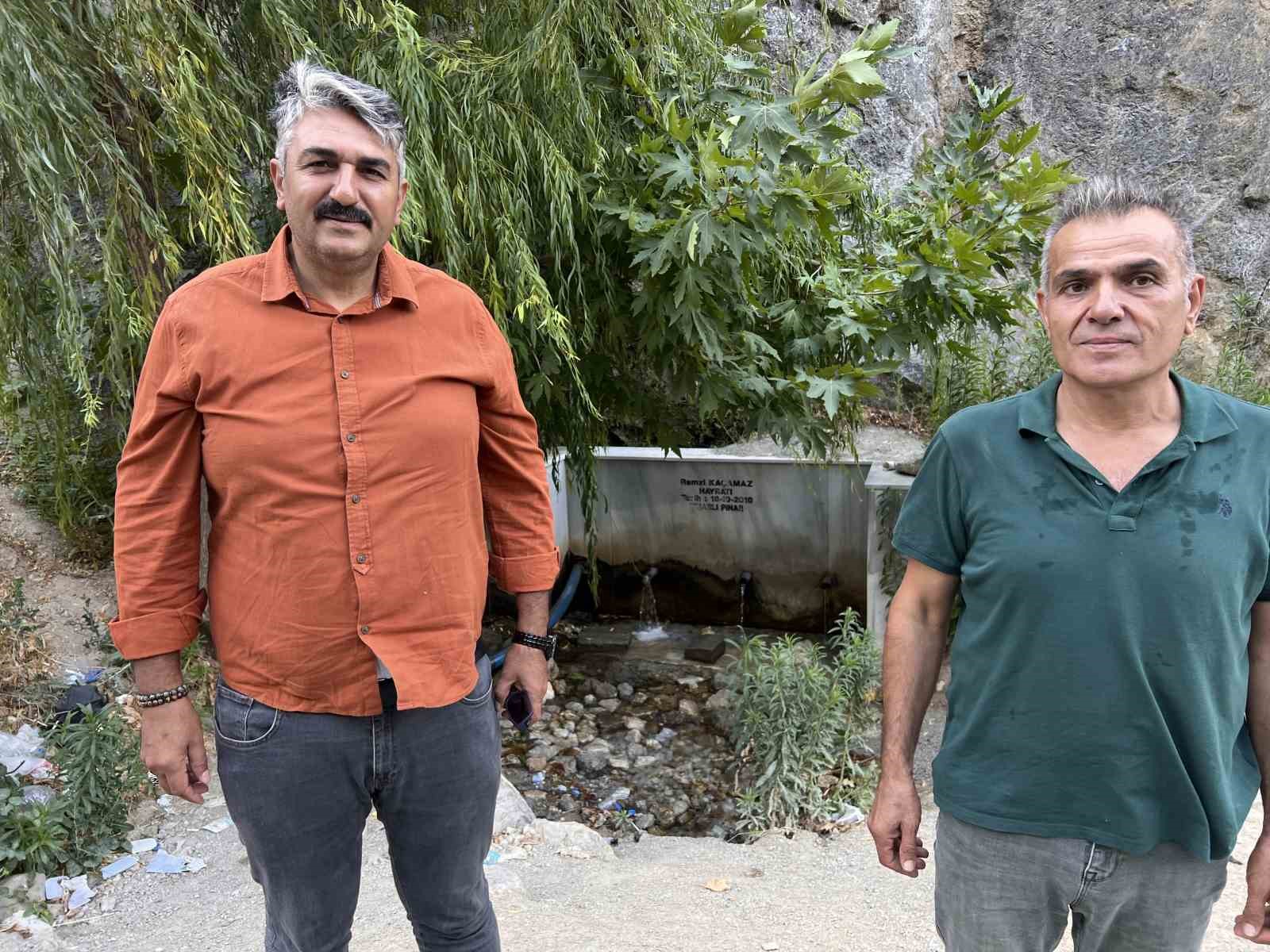 Dadan kan su, vatanda serinletiyor
