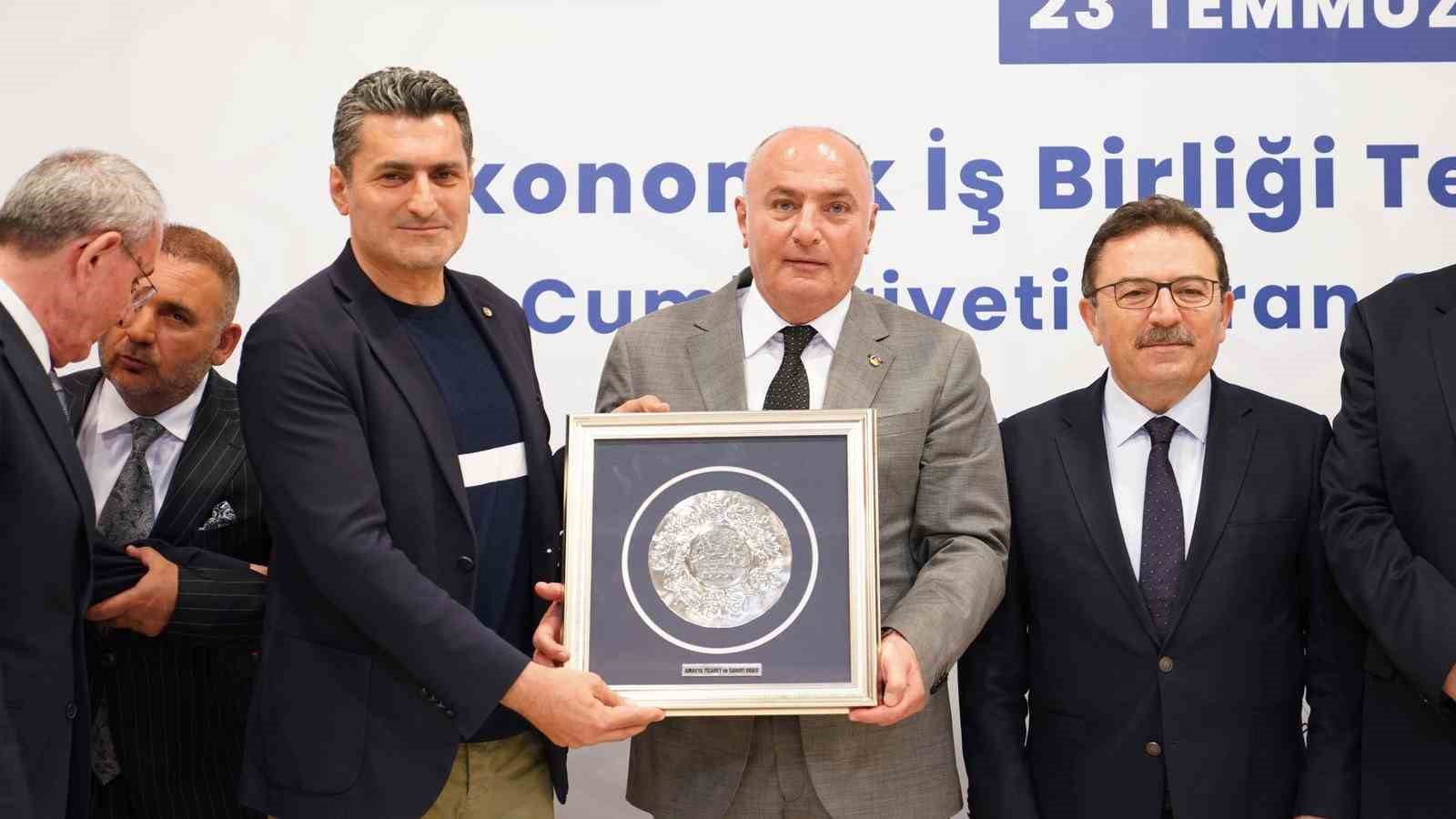 ’Cumhuriyeti Kuran Şehirler’ Erzurum’da buluştu
