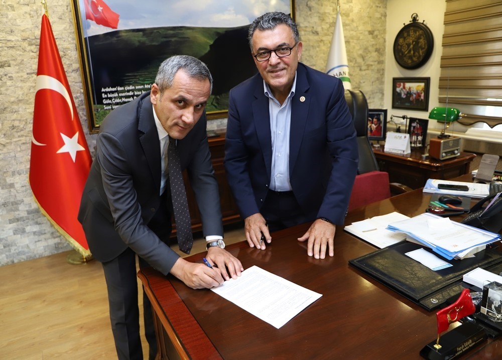 Başkan Demir’den belediye personeline promosyon müjdesi