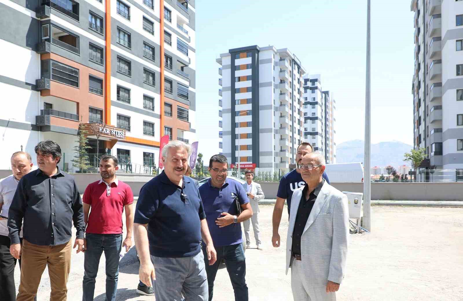 Melikgazi&rsquo;de kentsel d&ouml;n&uuml;ş&uuml;m &ccedil;alışmaları hız kesmeden devam ediyor
