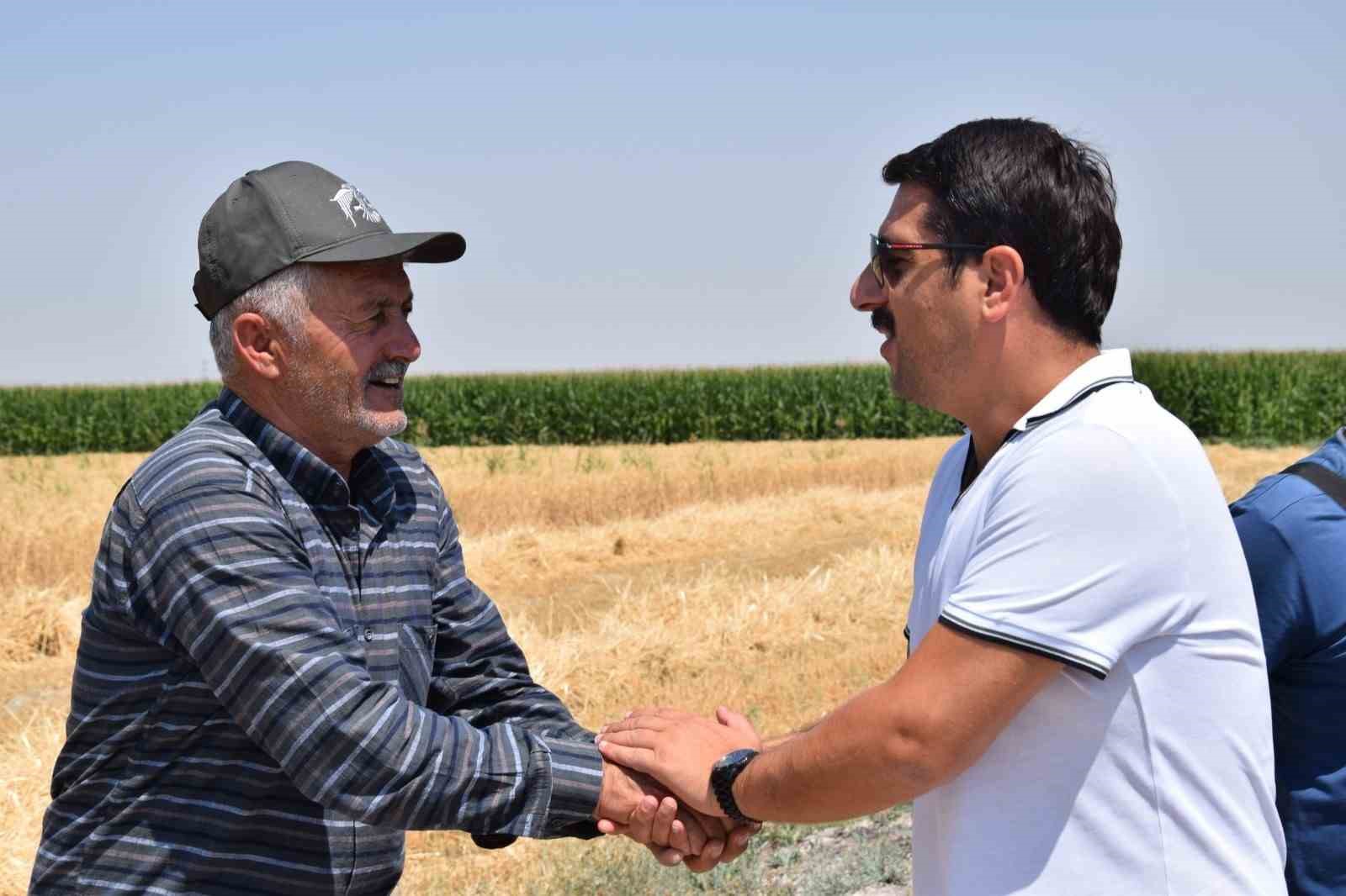 Karapınar&rsquo;da sezonun son buğday hasadı yapıldı
