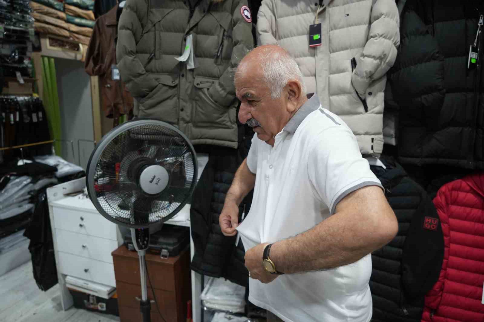 Yabancılar Çarşısı esnafı sıcaklardan dertli: "Vatandaş çarşıya uğramaz oldu"