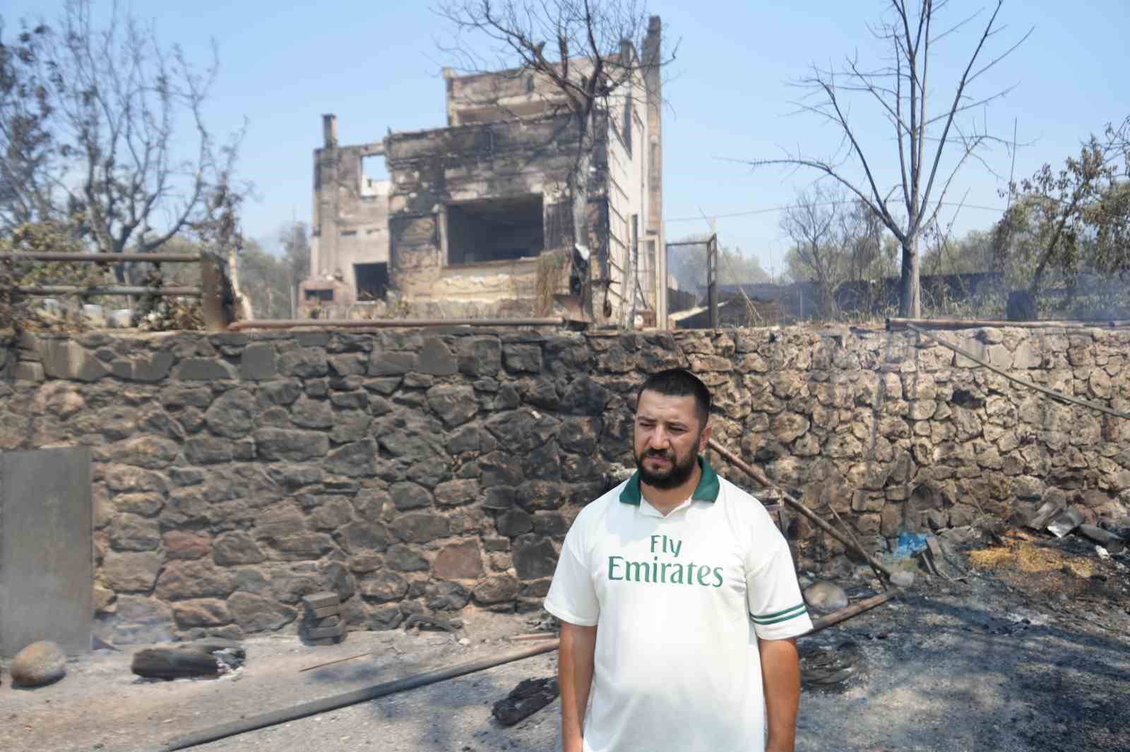 Bilecik&rsquo;teki orman yangını ardında &uuml;z&uuml;c&uuml; g&ouml;r&uuml;nt&uuml;ler bıraktı
