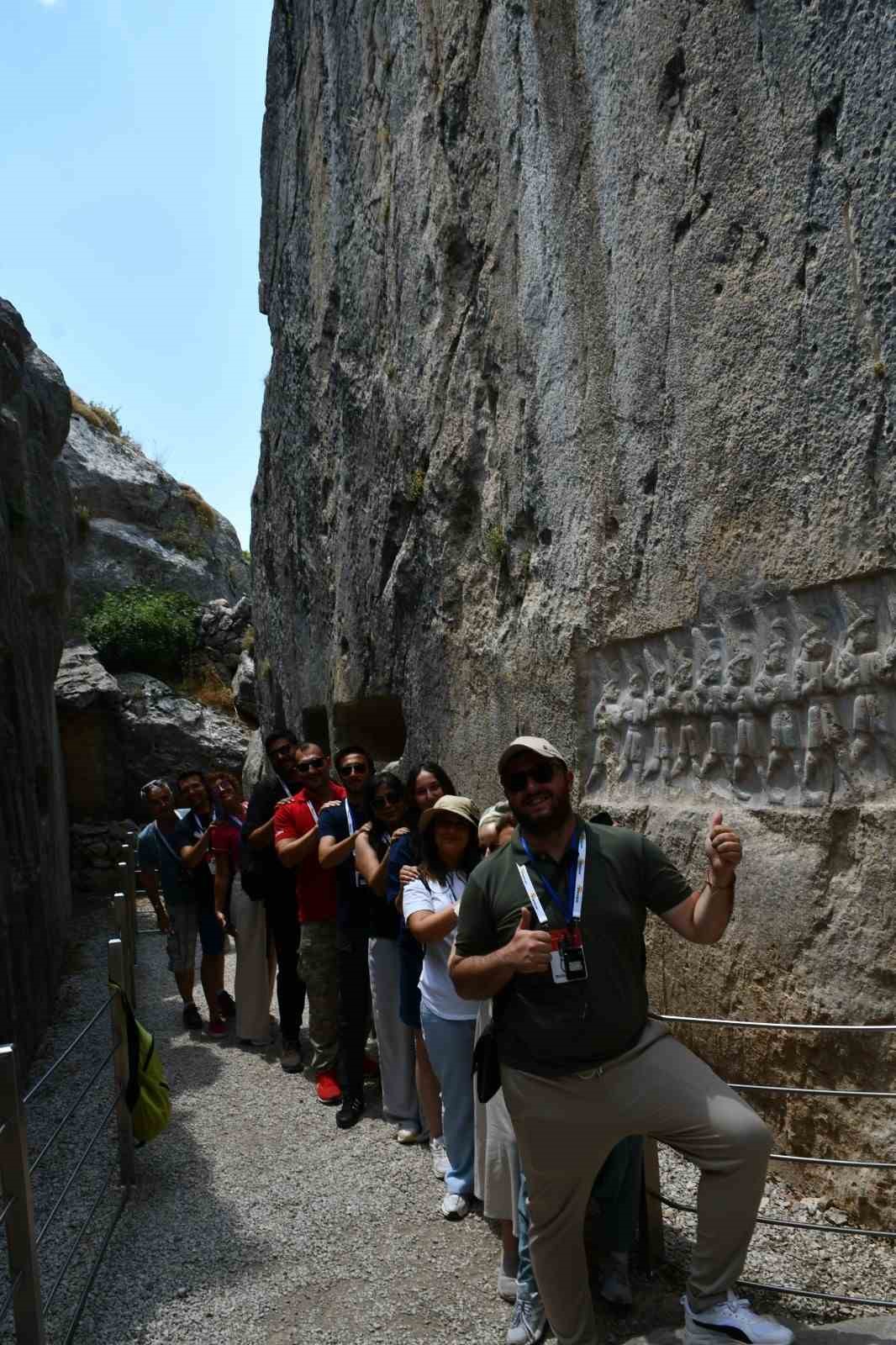 Rehber adayları Karadeniz&rsquo;in zenginliklerini yerinde &ouml;ğreniyor
