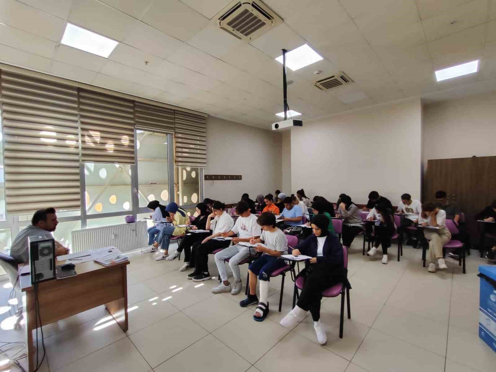 Darıca Belediyesi&rsquo;nin eğitime desteği başarıyı getirdi
