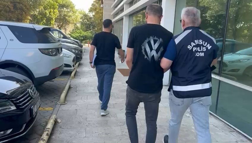 Tıbbi alet at&ouml;lyesi g&ouml;r&uuml;n&uuml;ml&uuml; iş yeri ka&ccedil;ak silah at&ouml;lyesi &ccedil;ıktı
