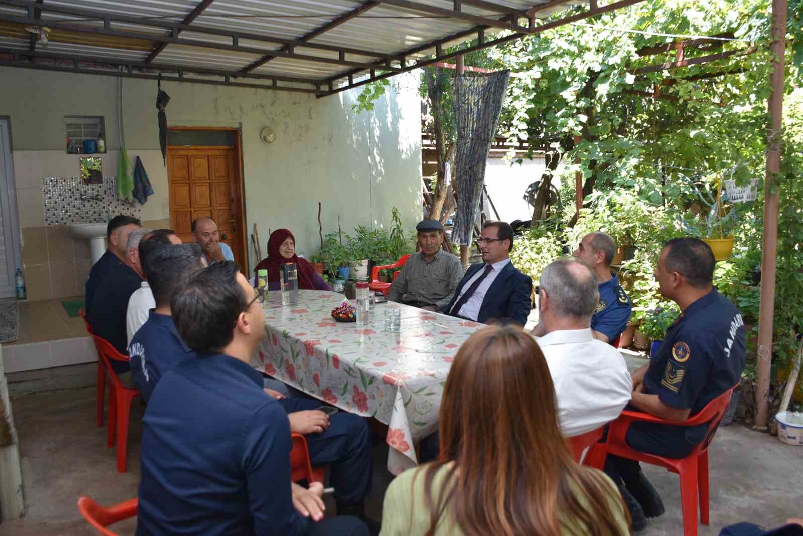 Salihli&rsquo;de Şehit Er Mehmet Erişti 42. yılında unutulmadı
