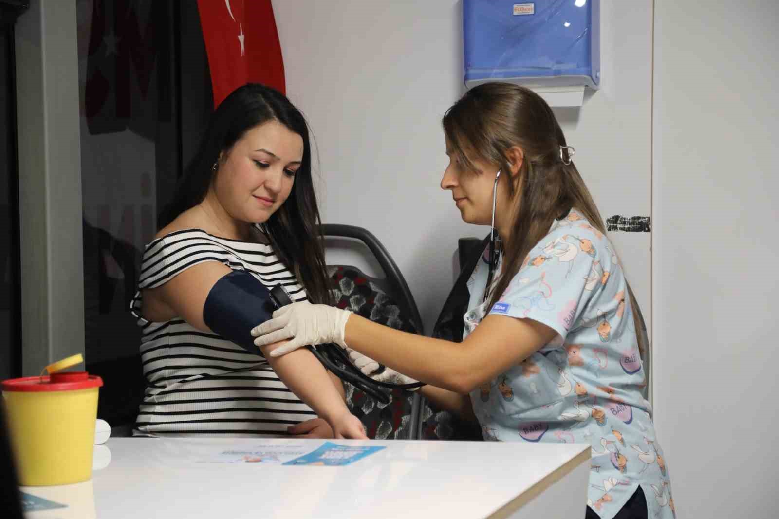 B&uuml;y&uuml;kşehir, &lsquo;Sağlık Otob&uuml;s&uuml;&rsquo; projesini hayata ge&ccedil;irdi
