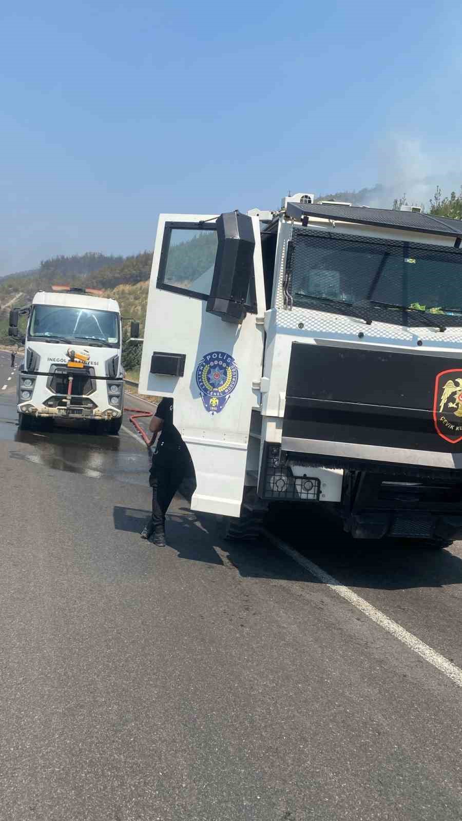İneg&ouml;l Belediyesi, yangın b&ouml;lgesine destek i&ccedil;in harekete ge&ccedil;ti
