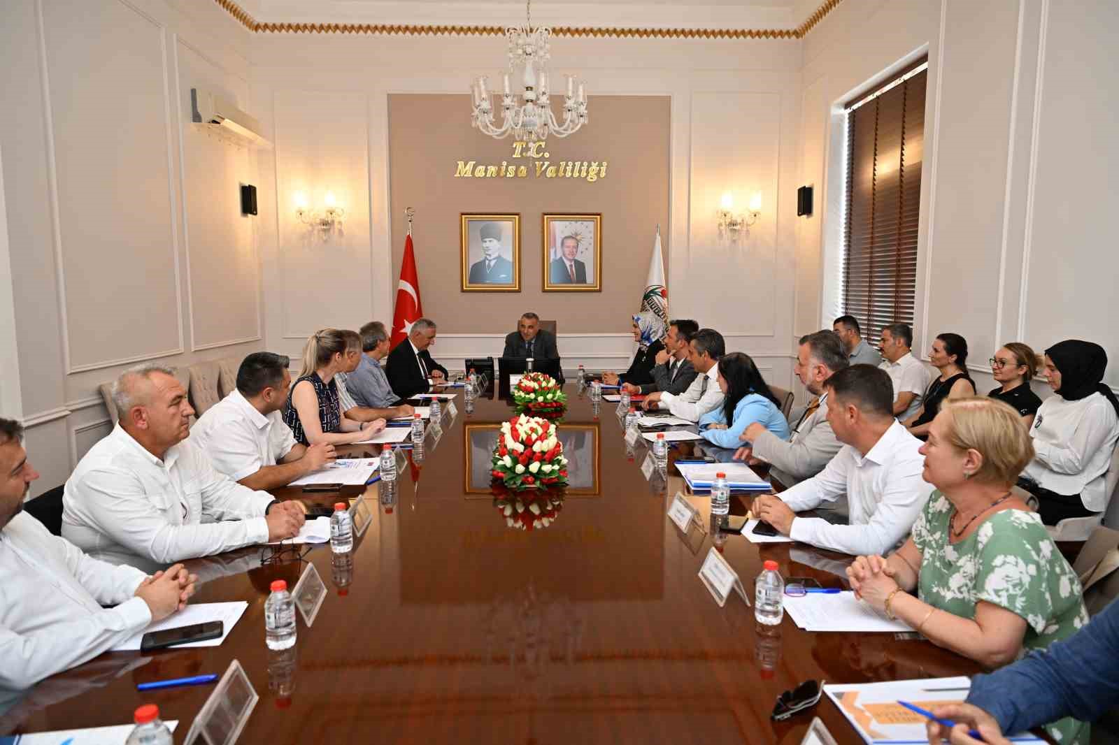 Manisa’da 6 ayda 12 bin 767 kişi işe yerleştirildi