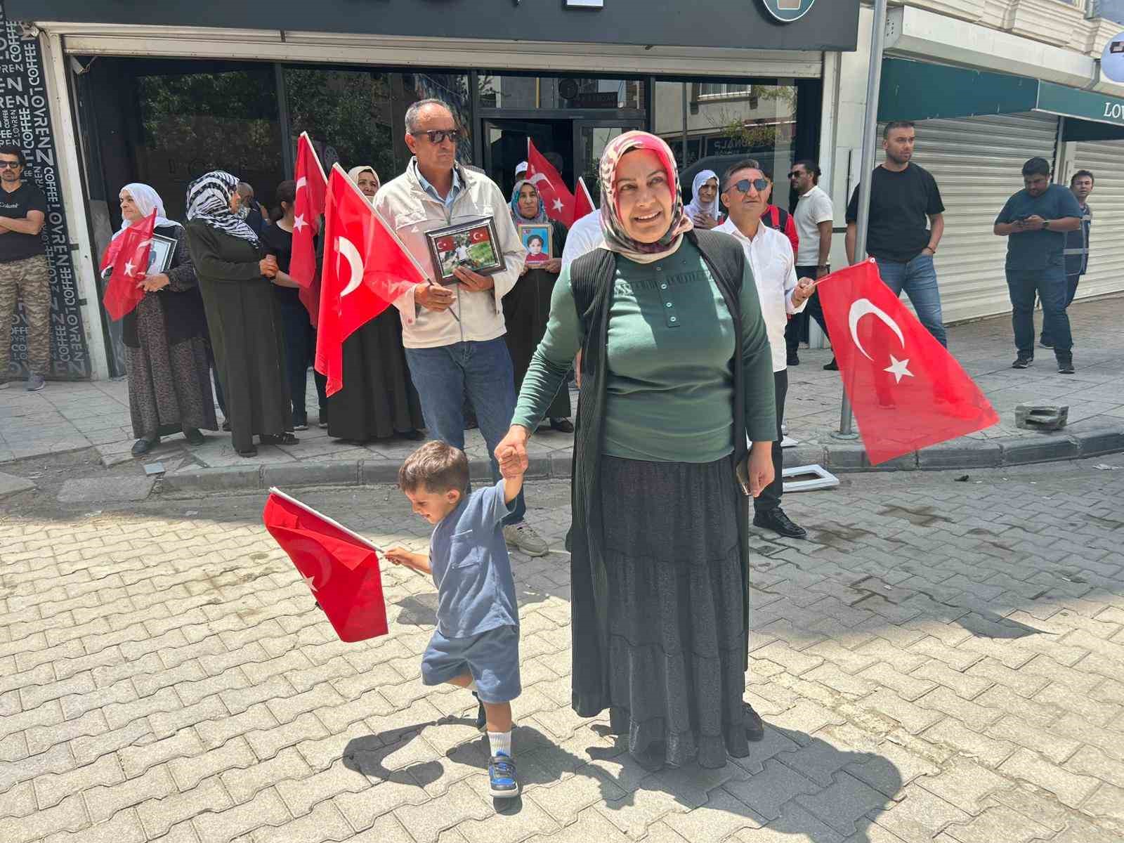 Vanlı ailelerden &lsquo;Ter&ouml;rs&uuml;z T&uuml;rkiye&rsquo; hassasiyeti
