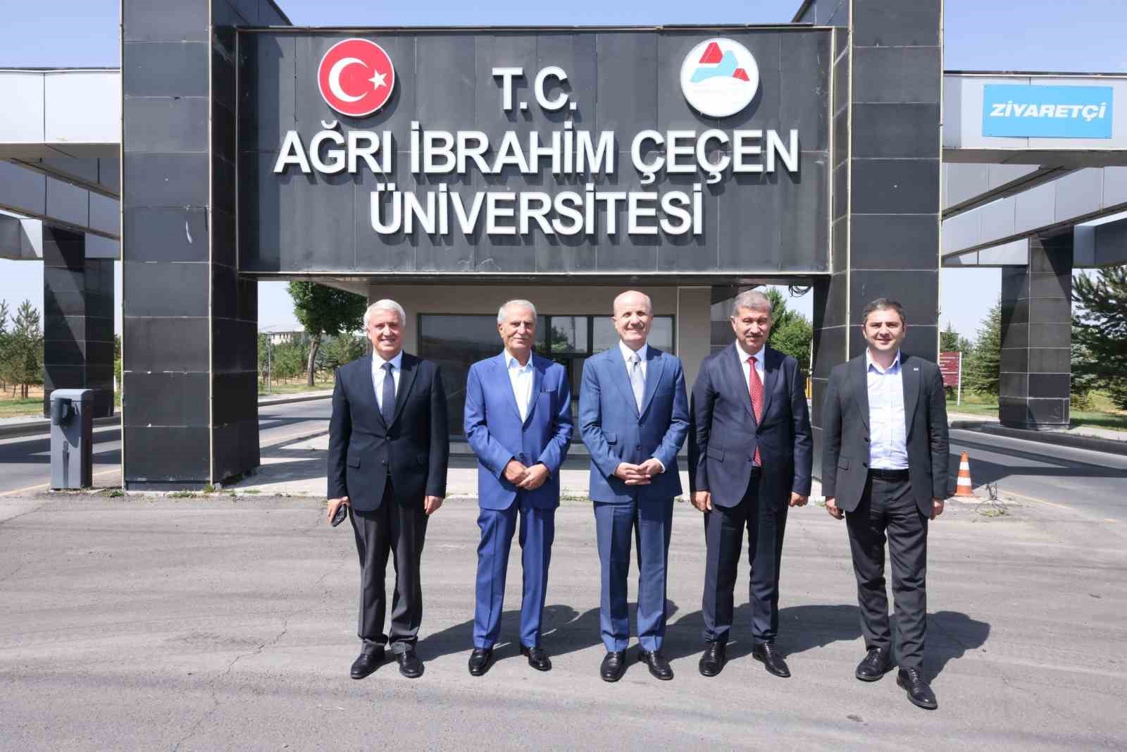 Y&Ouml;K Başkanı &Ouml;zvar: "Şehit yakınlarına y&uuml;ksek lisans ve doktora kontenjanı geliyor"
