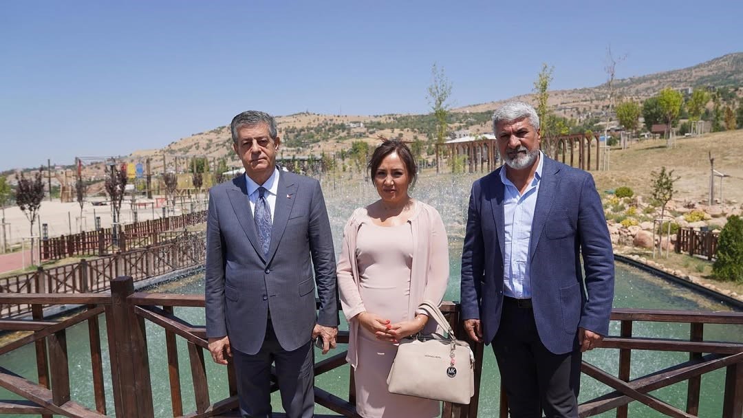 DEM Parti’den ihraç edilen Kayır, Başkan Yarka’yı ziyaret etti