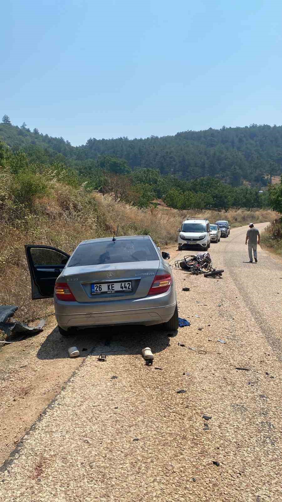 Bilecik’te plakasız motosiklet ile otomobil çarpıştı: 1 ölü, 1 yaralı