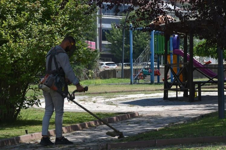 Söğüt’te park ve bahçeler güzelleştiriliyor